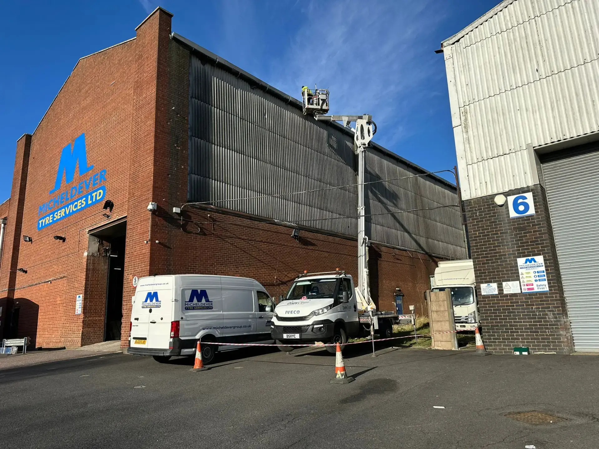 Window And Gutter Cleaning Services | Hampshire, Berkshire, Surrey